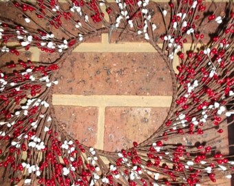 CHRISTMAS Wreath * Pip Berry Wreath in Christmas Red / White 25 cm * Craft wreath