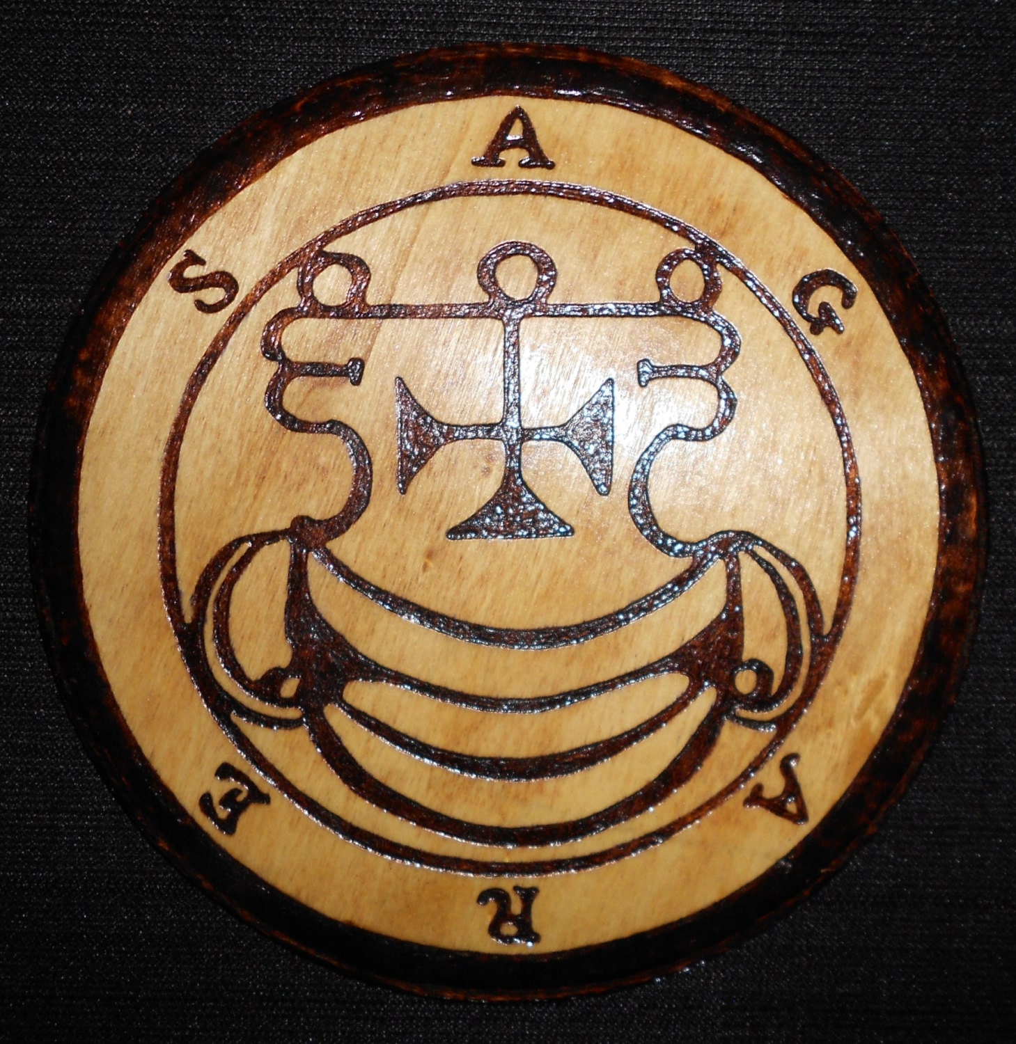 Duke Agares Goetia Seal on 7 Pine Round