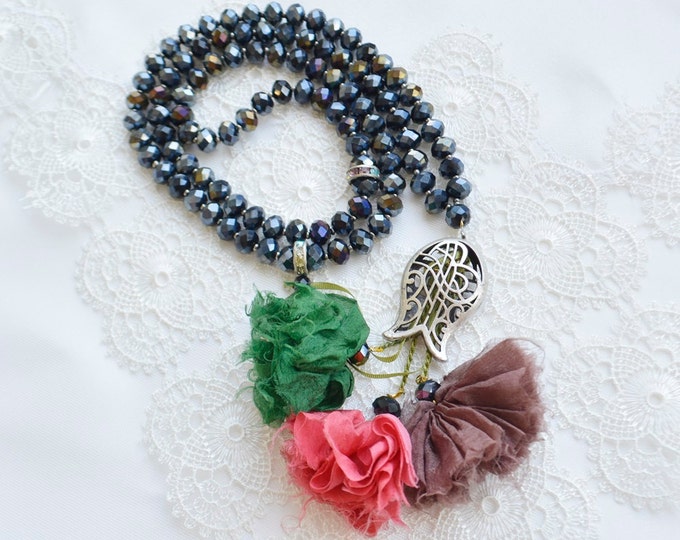 grey islamic rosary, tasbeeh, masbaha, tesbih, tespih, paternoster, dikr, zikr, meditaiton, religion, creed, faith, devout, mala, sibha eid