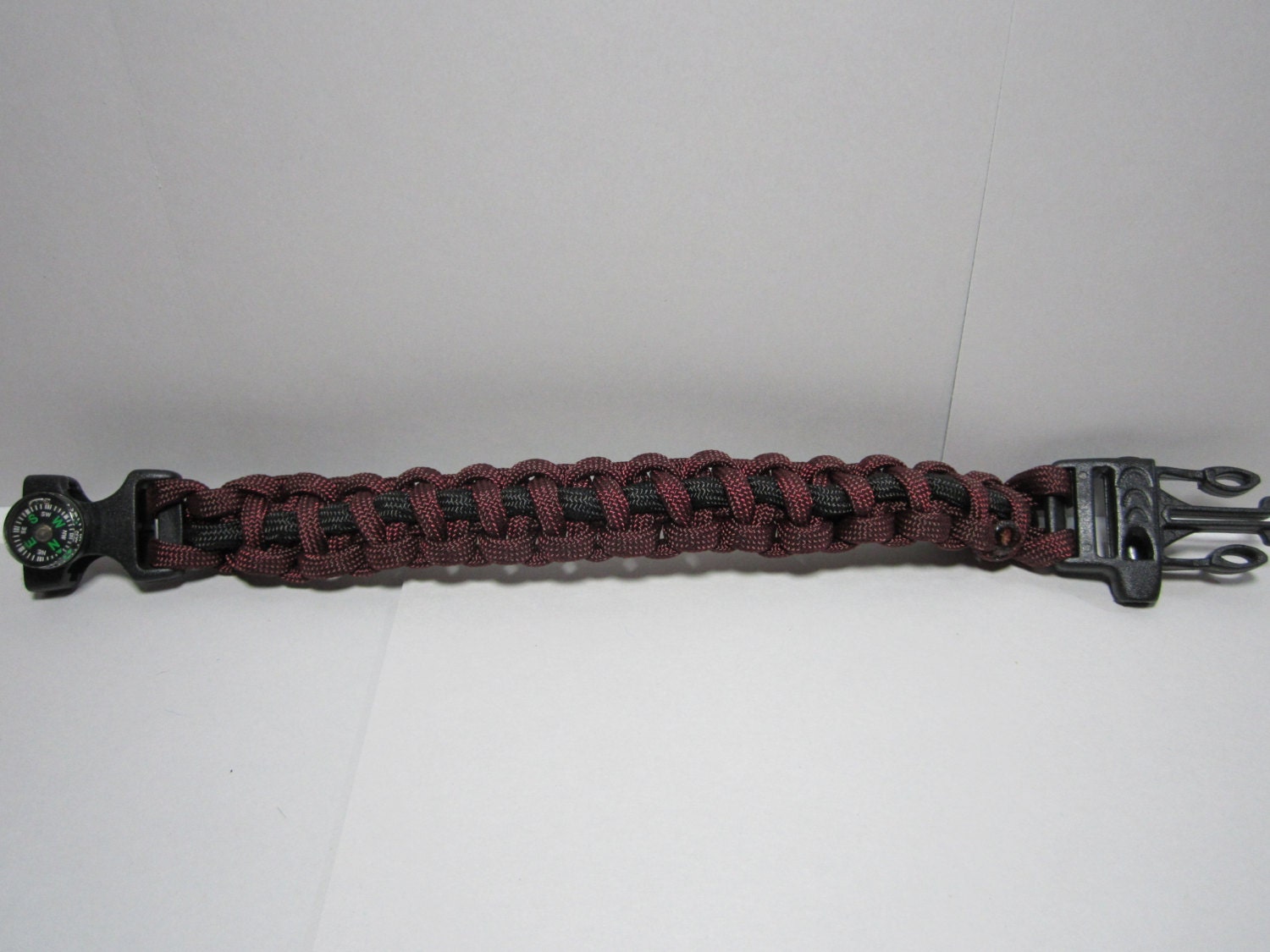 Paracord Survival Bracelet with Waterproof by AmazingParacording