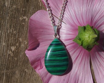 Malachite necklace Stripe pendant Green stone necklace Little teardrop pendant Silver gemstone necklace Boho summer jewelry Bright pendant