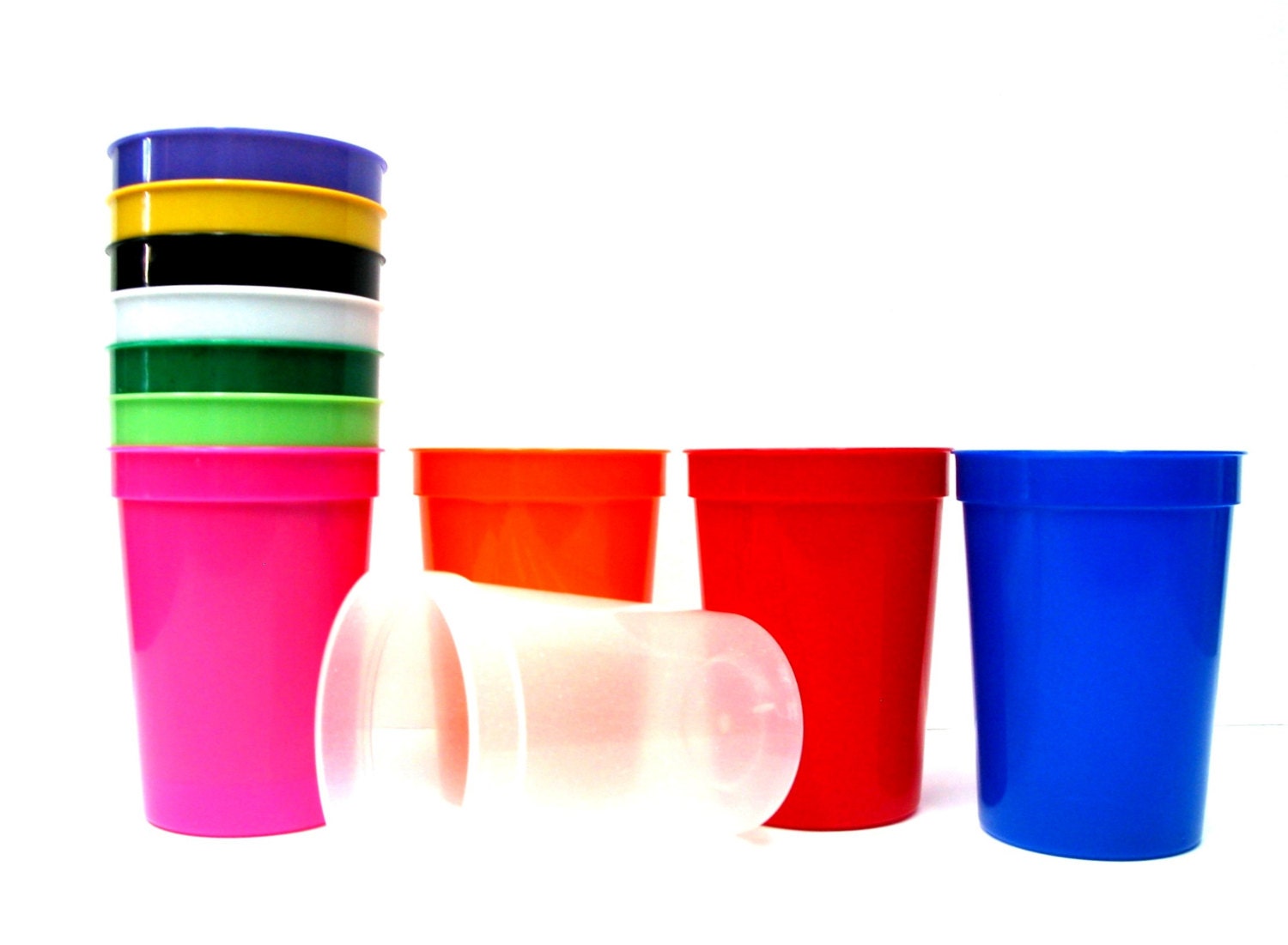 44 Small 12 Ounce Plastic Drinking Glasses 4 Each Color Made