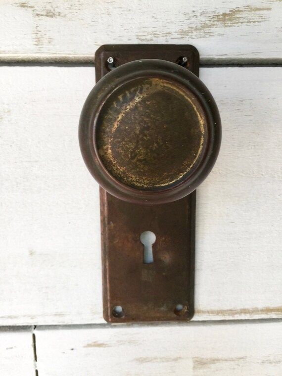 Vintage Metal Door Knob Wall Hook