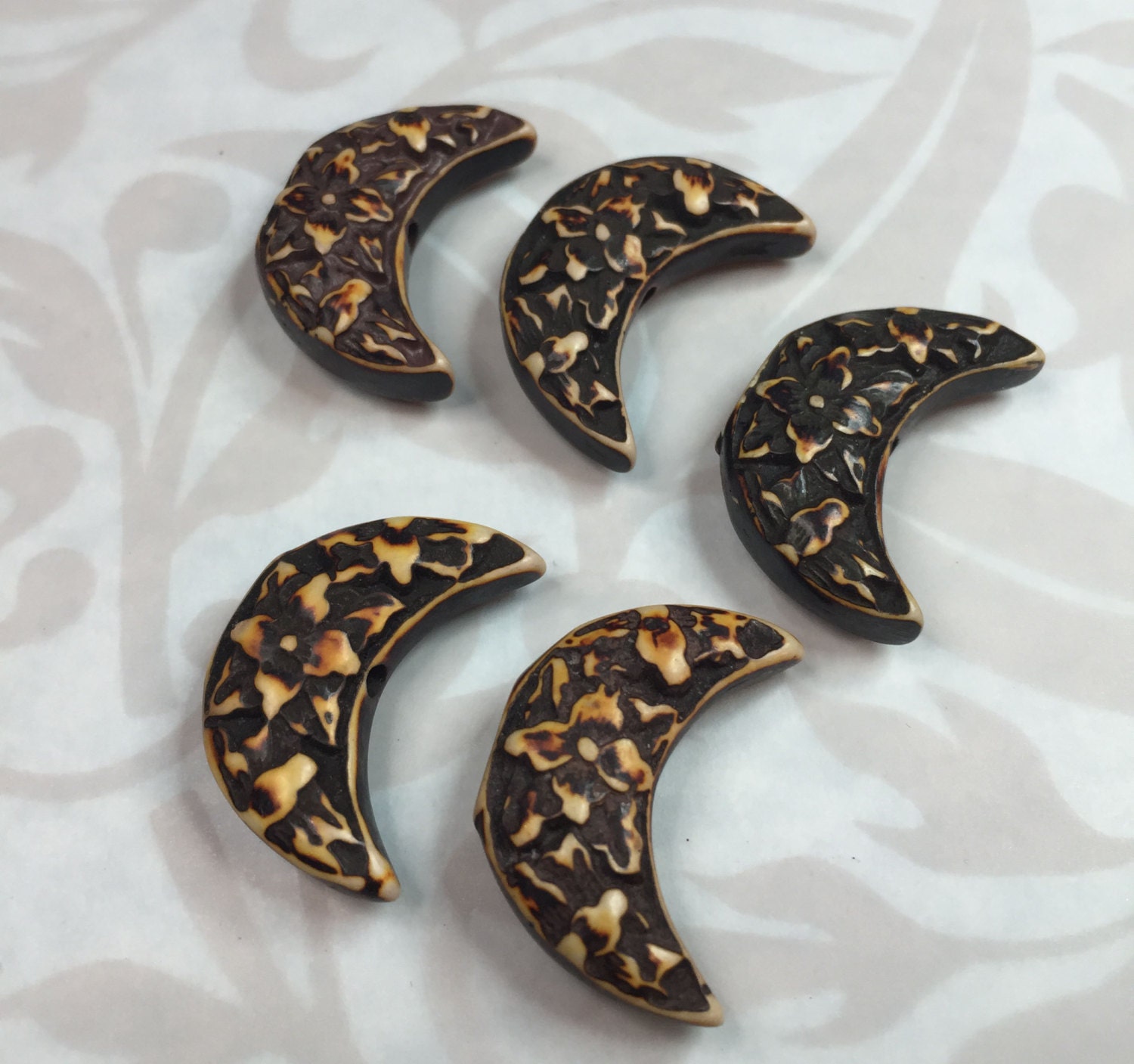 CRESCENT MOON Beads