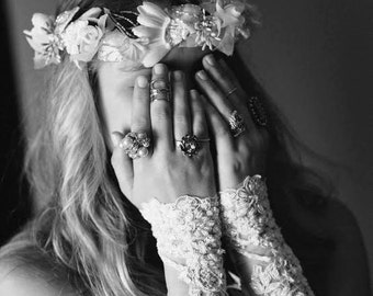 Lace Wedding Cuffs, Bridal Finger Less Gloves champagne lace glovelets wedding accessories bridal wear wrist cuffs autumn winter wedding