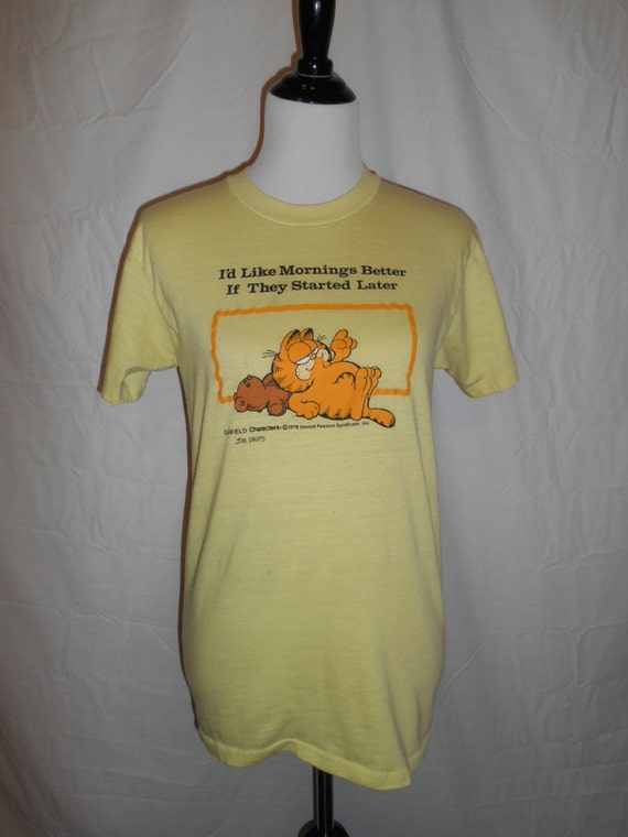 Vintage Garfield Tshirt / Garfield Shirt / SNEAKERS TAG