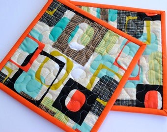 Quilted Potholders, Retro Potholders, Mid-Century Modern Hotpads, Housewarming Gift, Gift under 20