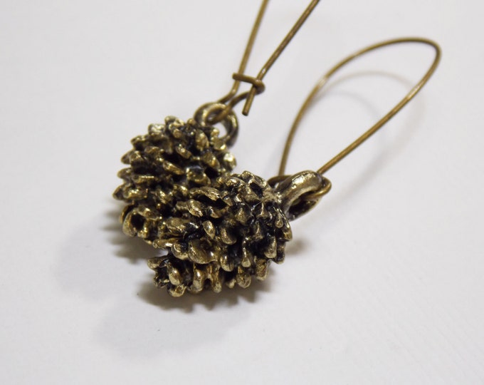 Winter Pinecone Dangle Earrings Woodland Autumn Nature Inspired Jewelry Bronze Brass Pinecone Earrings