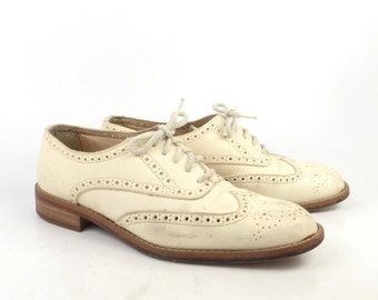 Cream Oxfords Shoes Vintage 1980s Wingtip Joan and David Leather Women's size 38 1/2