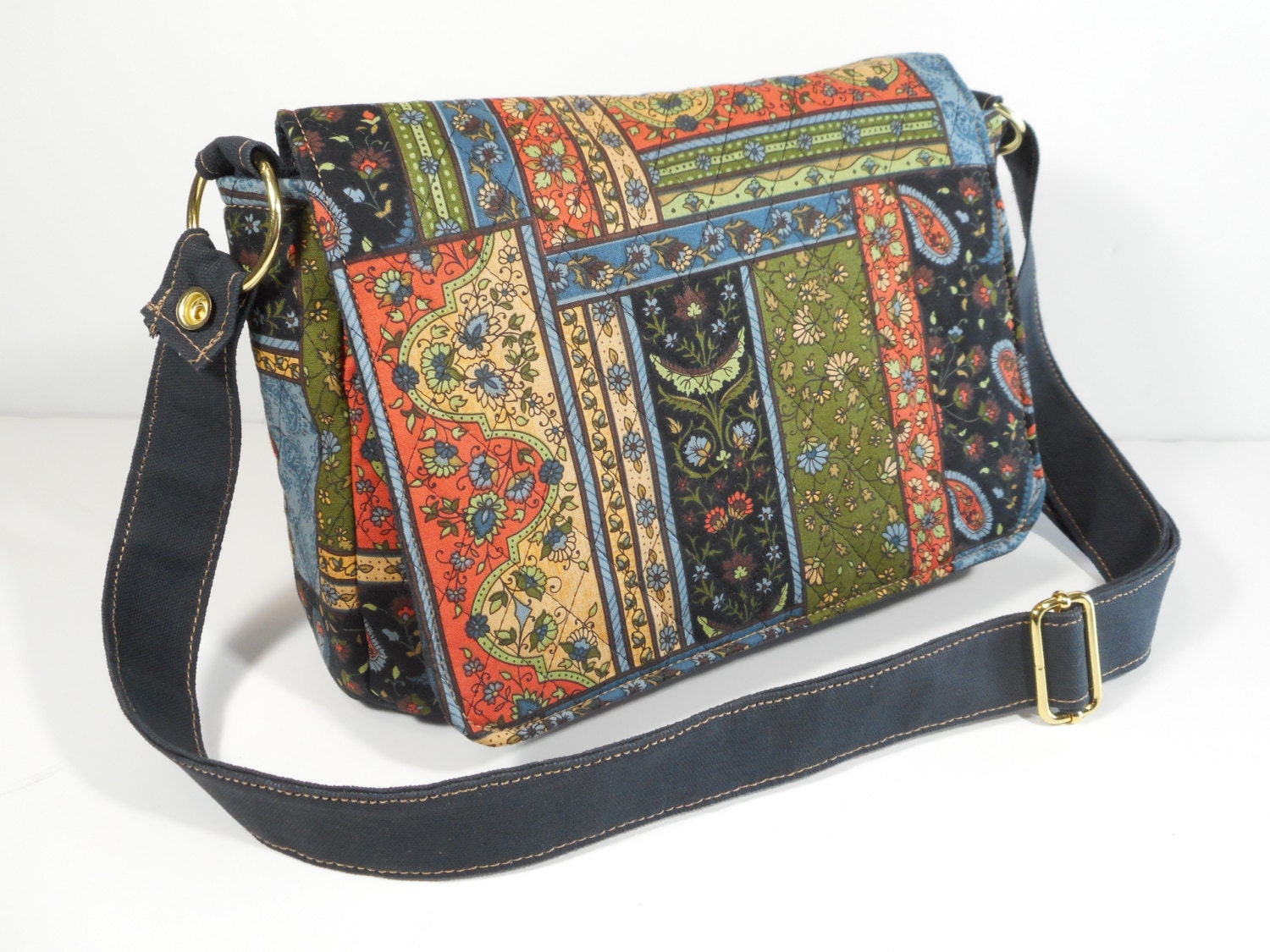 Purse with Flap Shoulder Bag Crossbody Medium-Sized Bag