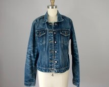 Popular items for jean jacket on Etsy