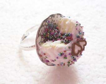 Pinata Cake Ring. Polymer Clay.