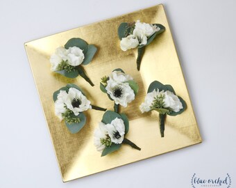 Boutonniere Set, Set of Boutonnieres, Silk Boutonnieres, Anemone Boutonniere, Wedding Flower Set, Groom Boutonniere, Silk Flowers, Anemones