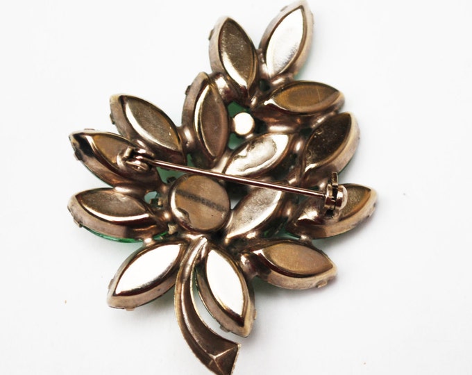 Flower Brooch - Green Rhinestone - Leaf floral - Mid Century Pin