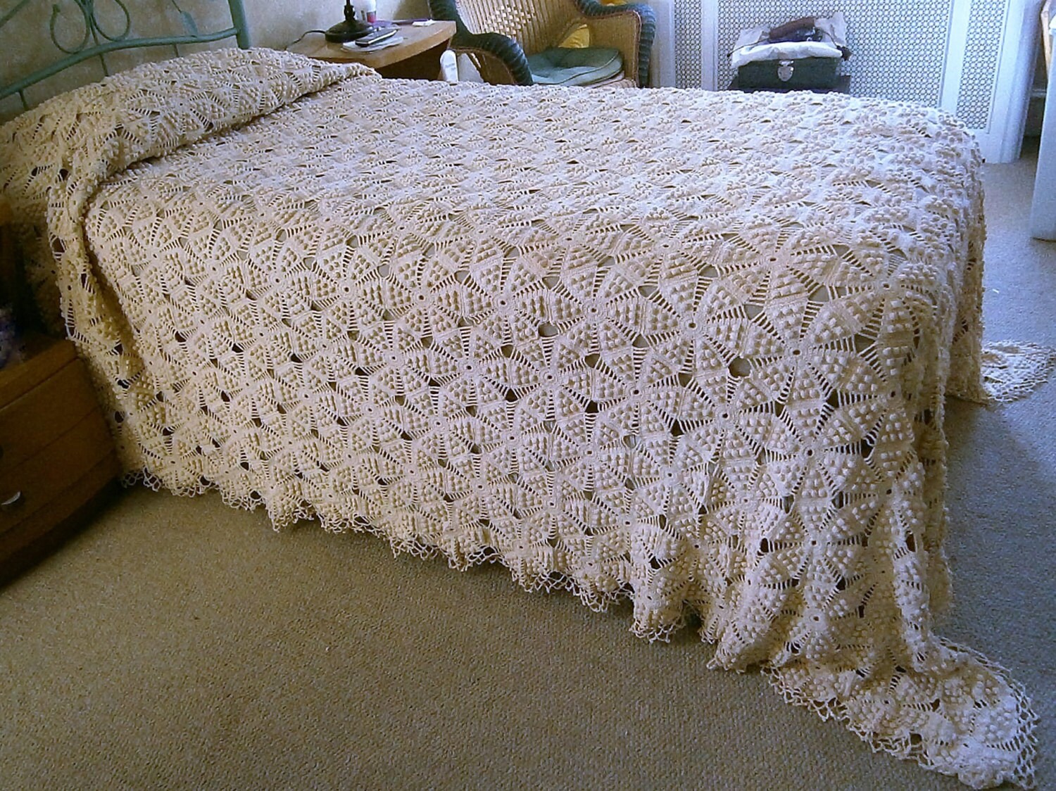 Hand Crochet Vintage Bedspread Twin Size Bedspread Double