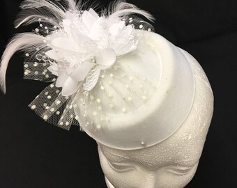 Vintage inspired off white oval flower fascinator