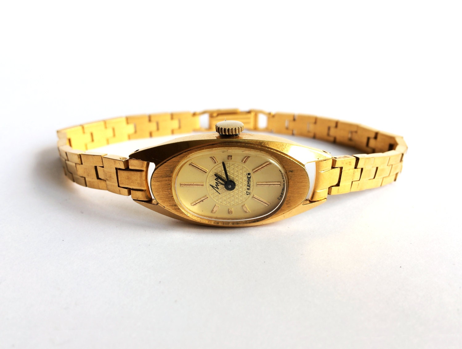 Luch watches. Gold vintage watch. Soviet watch Women's