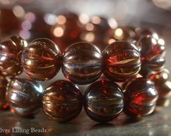 Baroque Melons (15) - Czech Glass Bead - 8mm - Melon