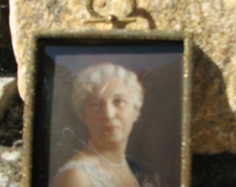 Vintage Frame with woman's picture - Metal Frame