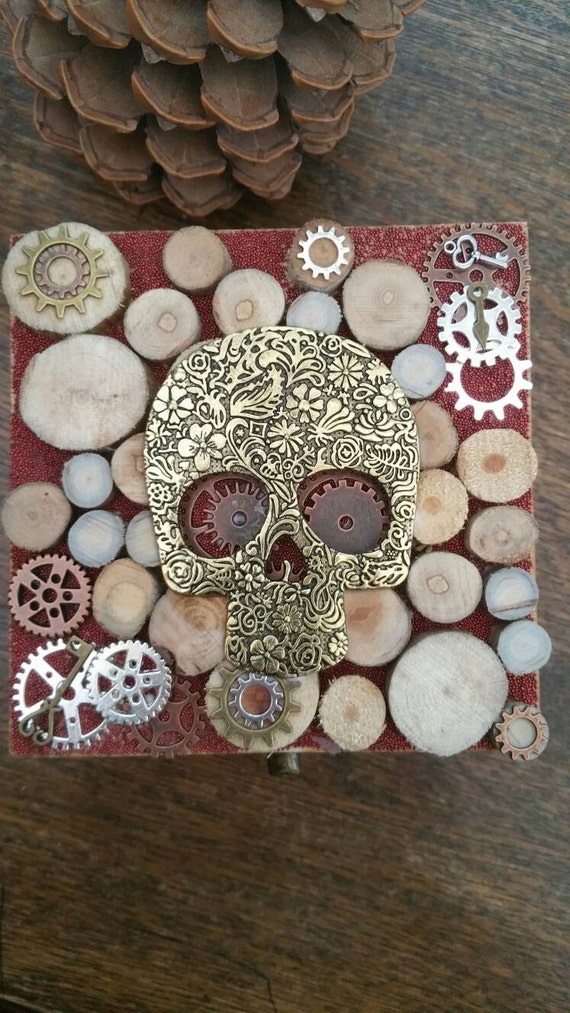 Unique wooden Skull box/jewellery boxcogsunique