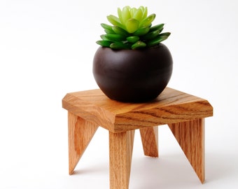 Geometric Plant Stand Oak Wood