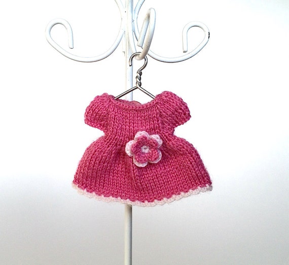 Doll clothes Miniature pink knitted dress/Dollhouse clothing