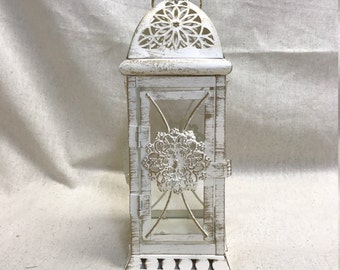 NO: L005 Wedding Lantern Centerpiece Vintage Antique White & Gold. Wedding Decor. Wedding Table Centerpieces. Centerpiece Ideas