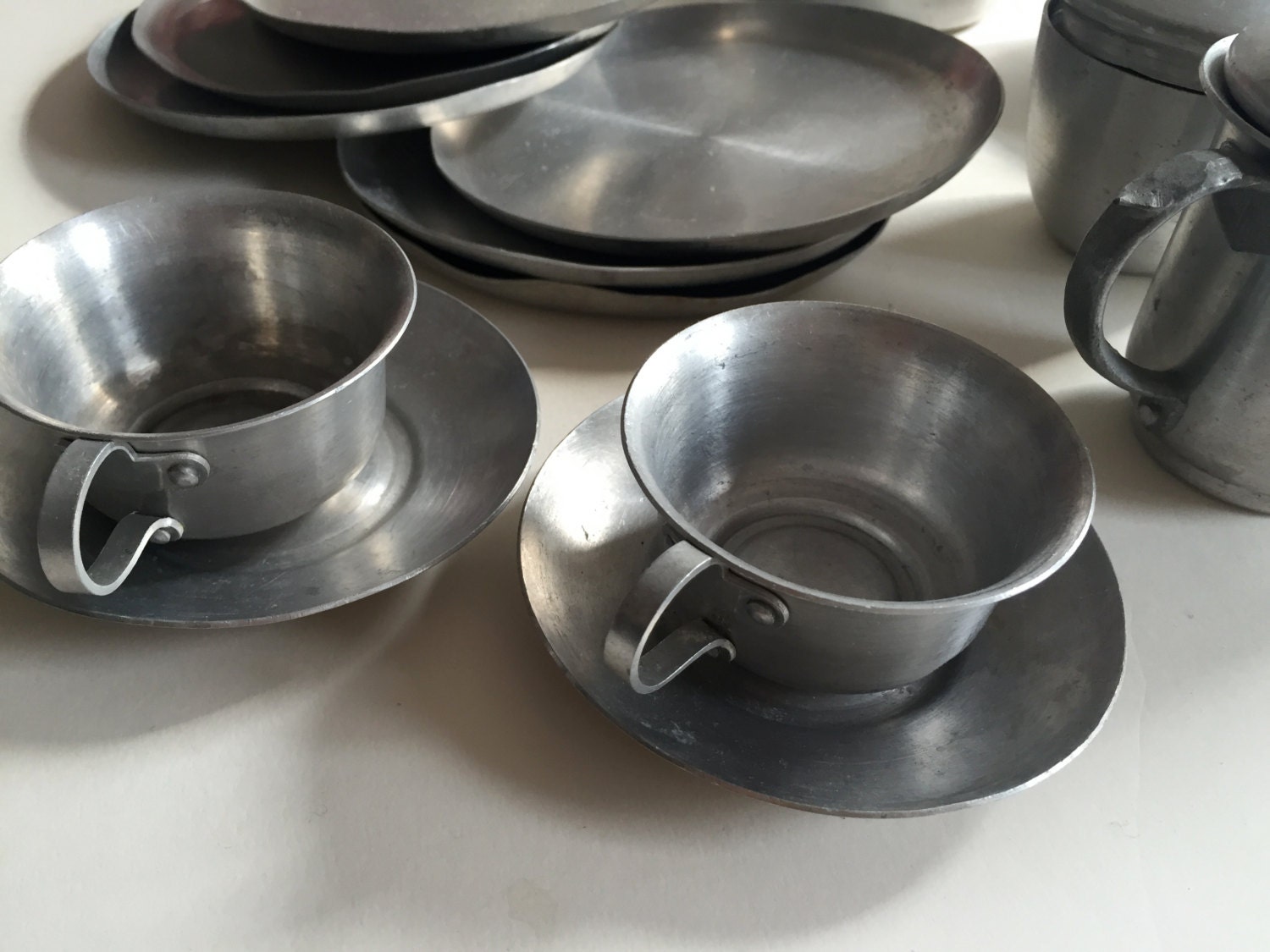 TIN TOY Dishes Creative Playthings Inc. Plates Cups Creamer