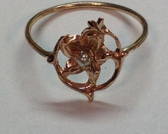 Vintage Art Nouveau 10k Yellow Gold Flower Pearl Ring