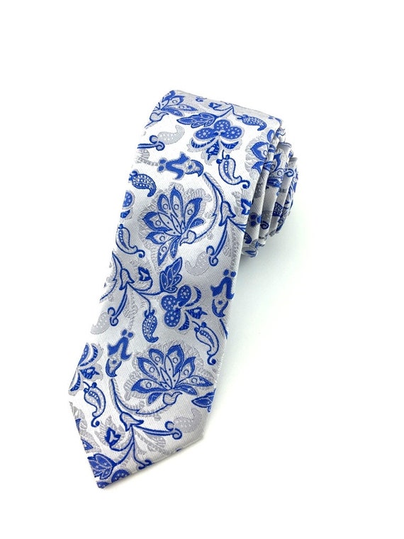 Baby blue paisley pattern 6.5cm skinny tie.Slim Tie.Narrow
