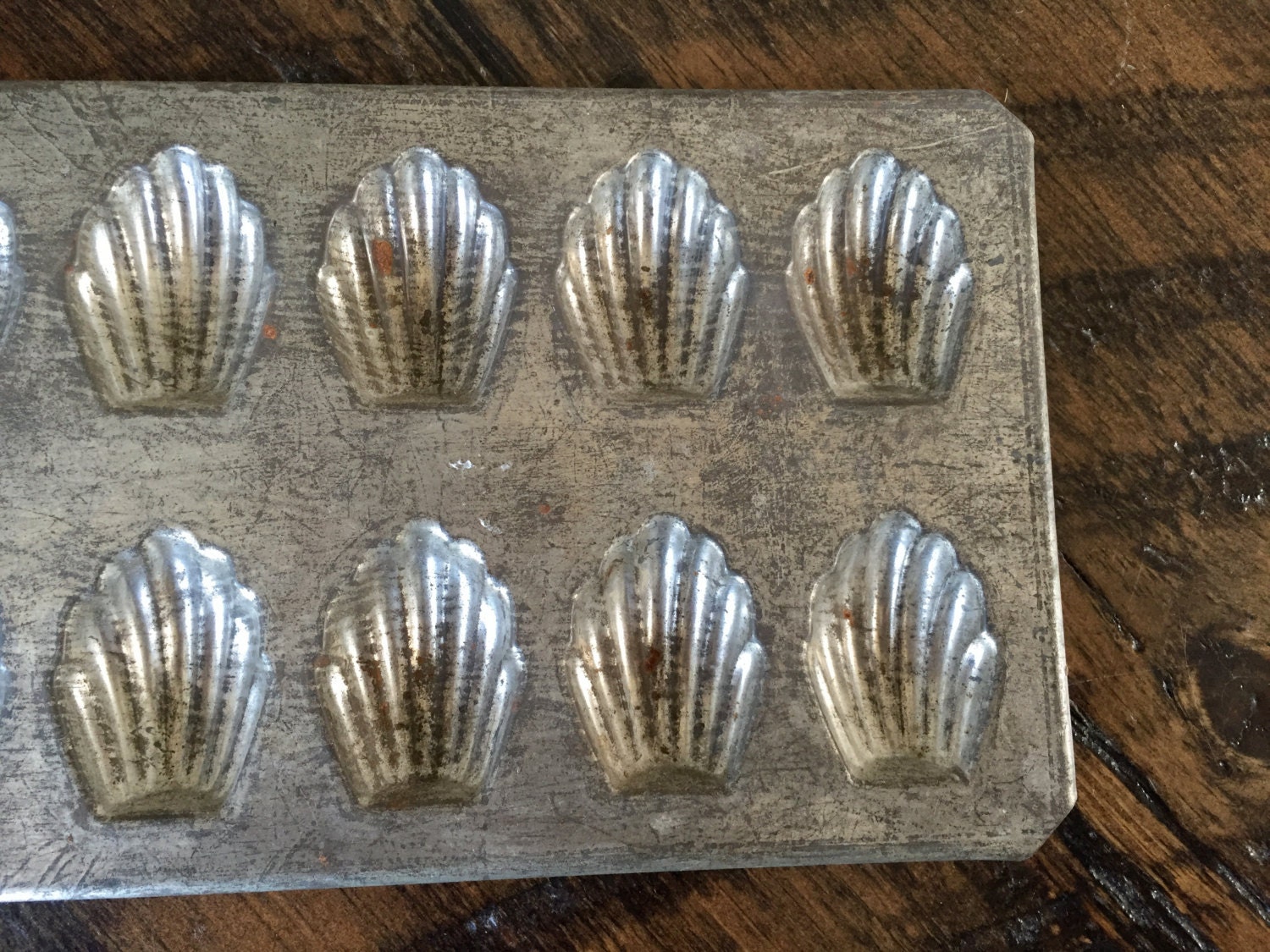 Vintage Madeleine Shell Shaped Tin Mould, Tinplate Shells Chocolate