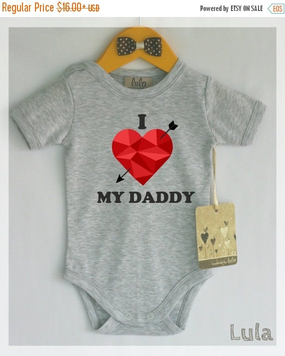 SALE I love my daddy baby clothes. Adorable baby romper with heart
