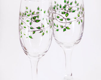 Floral Wedding Glasses, Hand Painted Wedding Glasses, Painted Wedding Flutes, Unique Bride Groom Glasses, Bridesmaid Glasses, Green Wedding