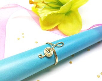 Treble Clef Music Note Ring. Gold & Silver Musical Note Ring. Music Jewelry. Gift for Music Lovers. G Clef Ring. Gifts for Her Best Friend