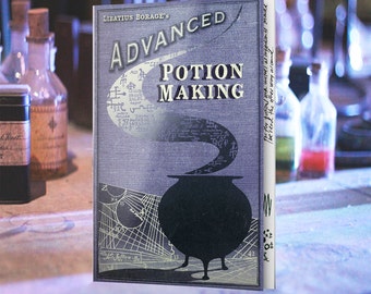 Advanced potions book with 10 designed pages + stickers from Harry Potter