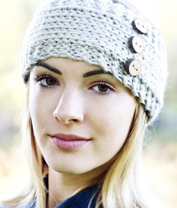 knotted headband with buttons