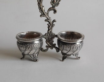 Salt and pepper, bowls, silver plated, french vintage, Louis XV, footed bowls, pepper, salt shakers, decor table, centerpiece, serving dish