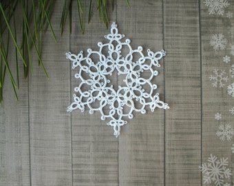 Holiday decor Christmas in july Snowflake ornament Christmas tree decoration Festive home decor Xmas decor Tatted snowflakes Shabby style