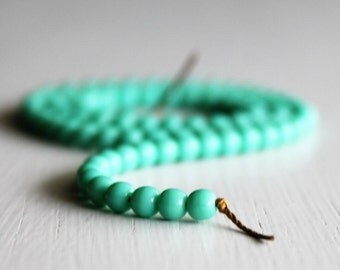 100 Opaque Green Turquoise 4mm Glass Rounds - Czech Glass Beads