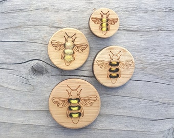 Honey Bee Button, Card of 4 (5/8", 3/4", 1" or 1.25") Bamboo Buttons