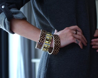 StayGoldMaryRose - Stylish speckled neutral glazed tribal pattern teacup bangle. (Large fit)