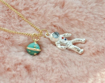 Cute Silver Spaceman Astronaut NASA Earth Globe Space Solar System Universe Planet Sci Fi Necklace Pendant Jewellery Jewelry
