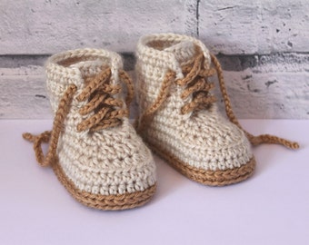 Crochet PATTERN Baby Boys Booty "Combat" Boot Crochet Pattern, Beige Crochet Baby Booties, street shoes PATTERN ONLY