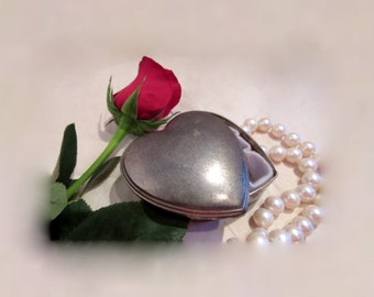 Vintage Heart ShapedPewter Trinket Box Vintage Jewelry Box Vintage Ring Box Heart Shape Trinket Box