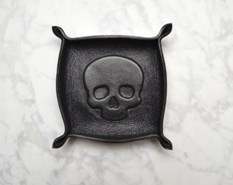 skull leather tray / catch all / ring tray / dresser organizer / valet tray / jewelry bowl / jewelry organizer / unisex / mens womens / gift