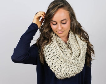 Super Chunky Crochet Infinity Scarf | Oatmeal