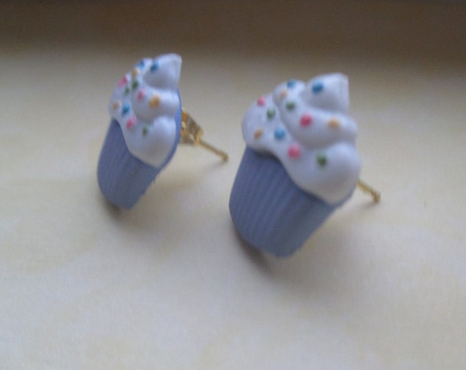 Blue Cupcake earrings-Little girls-sprinkles-Childrens Clip on earrings-Cupcake studs-Cake earrings-food earrings-kids-birthday party favors