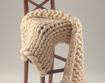 Throw, Giant knit blanket, Gift for her, Cable knit blanket, Extra soft 18 microns premium Merino wool blanket