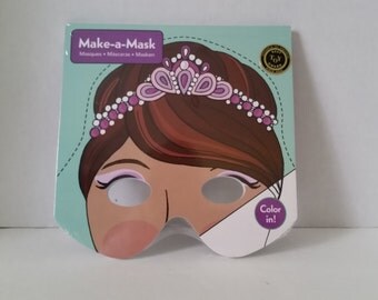 Mudpuppy Make-a-Mask Kit