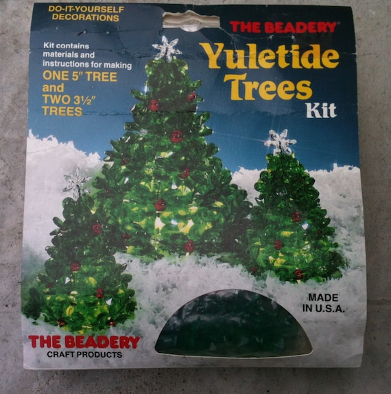 Yuletide Tree Vintage kit The Beadery DIY Christmas decoration